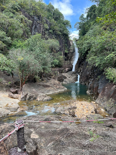 น้ำตกคลองพลู Klong Plu Waterfall
