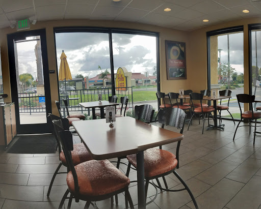 Shopping Mall «Tuskatella Shopping Center», reviews and photos, 1344 N Tustin St, Orange, CA 92867, USA