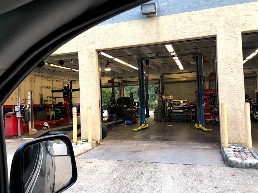 Tire Shop «Firestone Complete Auto Care», reviews and photos, 9000 Cleary Blvd, Plantation, FL 33324, USA