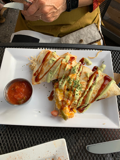 Restaurant «Browndog Treats, Drinks, & Eats», reviews and photos, 120 E Main St, Northville, MI 48167, USA