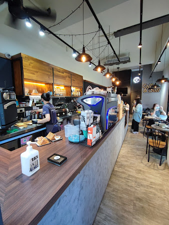 Caffe’ Rue Tianmu 路口加啡（天母店）