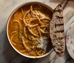 Milk Pizzería photo