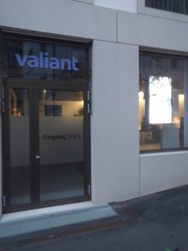 Valiant Bank - Bank