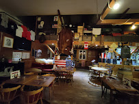 Atmosphère du Restaurant Black Horse Saloon à Val d'Oingt - n°8
