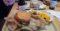 Cheeseburger du Restaurant de hamburgers Roadside | Burger Restaurant Vannes - n°10