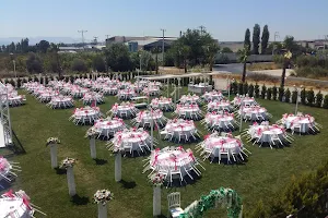 Triliva Park Garden Kır Düğün Salonları image