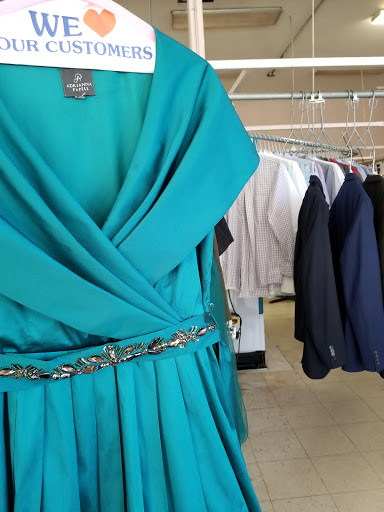 Dry Cleaner «City Dry Cleaners», reviews and photos, 8410 Main St, Edmonds, WA 98026, USA