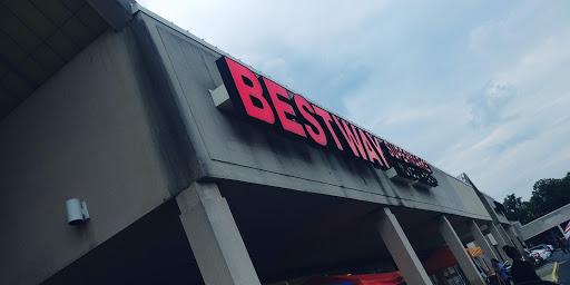 Shopping Mall «Pines Shopping Center», reviews and photos, 650 Elden St, Herndon, VA 20170, USA