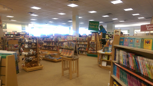 Book Store «Barnes & Noble», reviews and photos, 1 Levee Way, Newport, KY 41071, USA