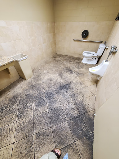 Toyota Dealer «Auburn Toyota», reviews and photos, 800 Nevada St, Auburn, CA 95603, USA