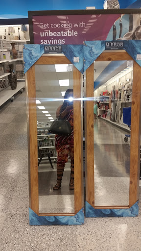 Clothing Store «Ross Dress for Less», reviews and photos, 10700 MacArthur Blvd, Oakland, CA 94605, USA