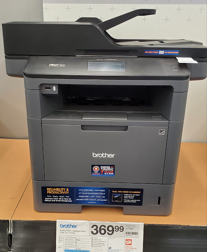 Office Supply Store «Staples», reviews and photos, 2160 Barranca Pkwy, Irvine, CA 92606, USA