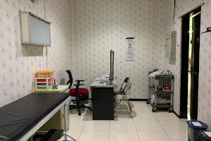 Klinik Utama Abdi Mulia image