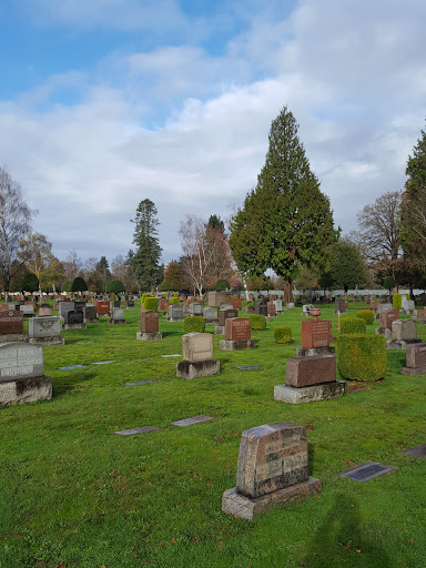 Funeral Home «Rose City Cemetery», reviews and photos, 5625 NE Fremont St, Portland, OR 97213, USA