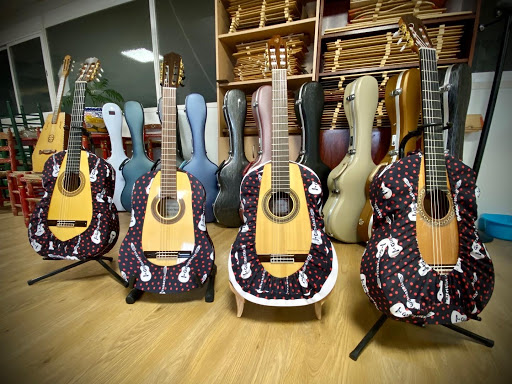 La Guitarrería. Guitarras Artesanas