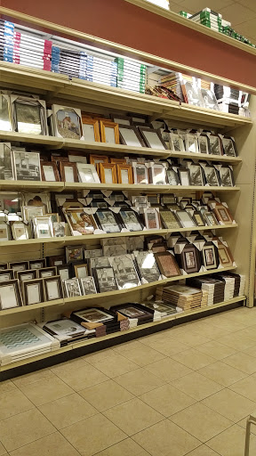 Home Goods Store «Christmas Tree Shops», reviews and photos, 340 Patriot Pl, Foxborough, MA 02035, USA