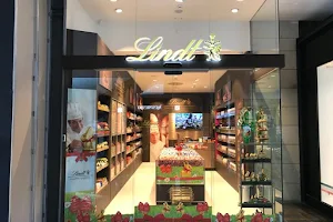 lindt Chocolate image