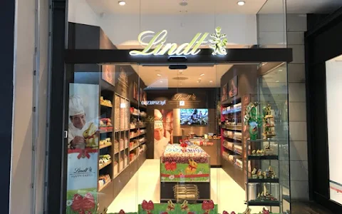 lindt Chocolate image