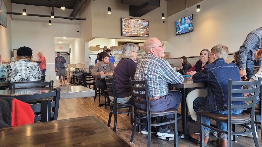 Dario’s Pizza & Calzones 79424