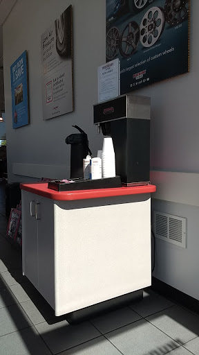 Tire Shop «Discount Tire Store - Rowlett, TX», reviews and photos, 5150 Lakeview Pkwy, Rowlett, TX 75088, USA