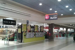 Auchan Hypermarché AMIENS image