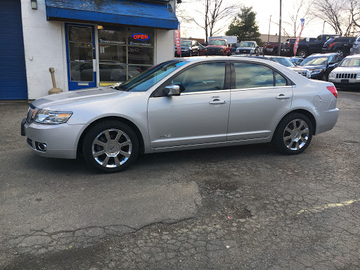 Used Car Dealer «Car City of Danbury LLC», reviews and photos, 6 North St, Danbury, CT 06810, USA