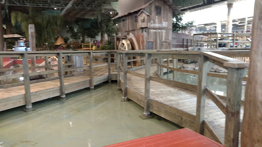 Sporting Goods Store «Bass Pro Shops», reviews and photos, 951 E Lewis and Clark Pkwy, Clarksville, IN 47129, USA