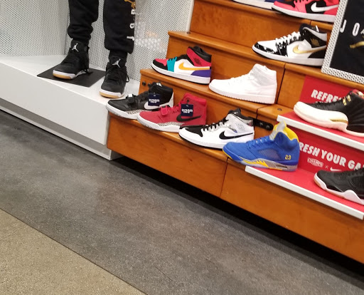 Shopping Mall «Stonewood Center», reviews and photos, 251 Stonewood St, Downey, CA 90241, USA