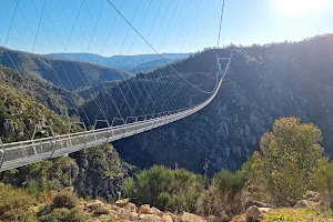 Ponte Suspensa de Arouca , Pórtico de Alvarenga image
