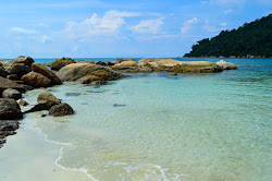 Coral Beach'in fotoğrafı birden fazla geniş koy ile birlikte