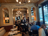 Atmosphère du Restaurant français Restaurant Le Square Trousseau à Paris - n°14