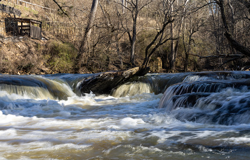 Tourist Attraction «Vickery Creek Falls Roswell Mill», reviews and photos, 95 Mill St, Roswell, GA 30075, USA