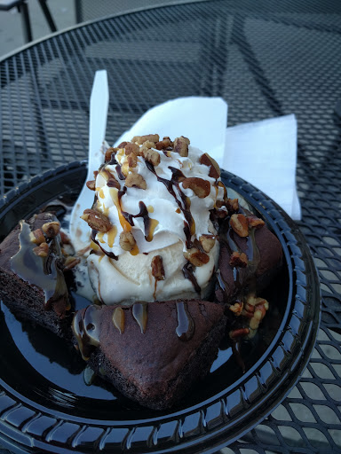 Ice Cream Shop «Cold Stone Creamery», reviews and photos, 7080 Mannheim Rd, Rosemont, IL 60018, USA