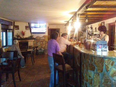 Bar Esteban - C. Salas Pombo, 7D, 37892 Encinas de Arriba, Salamanca, Spain