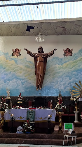 Iglesia Católica Cristo Salvador - Quito