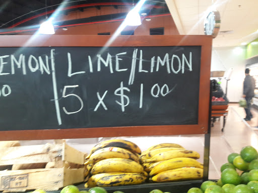 Shopping Mall «Merritt Park Shopping Center», reviews and photos, 1762 Merritt Blvd, Dundalk, MD 21222, USA