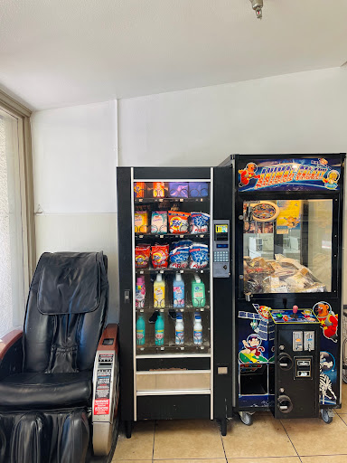 Laundromat «Launderland Coin Laundry», reviews and photos, 1160 Sunflower Ave, Costa Mesa, CA 92626, USA