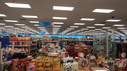 Clothing Store «Ross Dress for Less», reviews and photos, 3425 E Foothill Blvd, Pasadena, CA 91107, USA