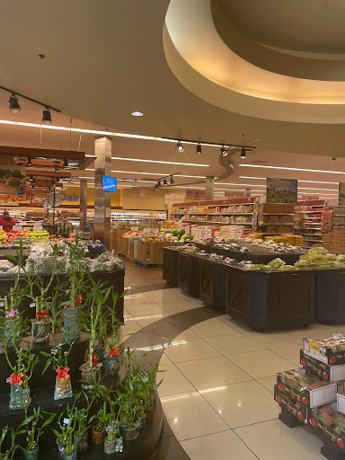 Supermarket «Seafood City Supermarket», reviews and photos, 1368 Southcenter Mall #100, Tukwila, WA 98188, USA