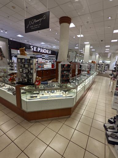 Department Store «JCPenney», reviews and photos, 100 4 Seasons Town Center Ent, Greensboro, NC 27407, USA