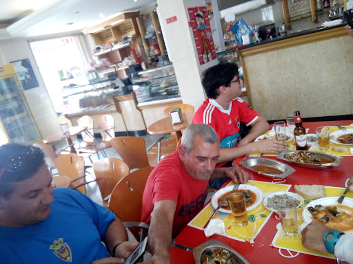 Padaria/Pastelaria Lusitana no Arrentela, Setúbal