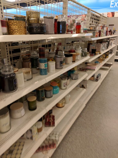 Clothing Store «Ross Dress for Less», reviews and photos, 1416 Towne Square Blvd NW, Roanoke, VA 24012, USA