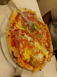 Plats et boissons du Restaurant italien Pizza Nellie à Paris - n°2