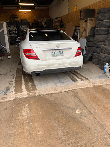 Electronics Repair Shop «Auto Electronic Specialists», reviews and photos, 2428 Nolensville Pike, Nashville, TN 37211, USA