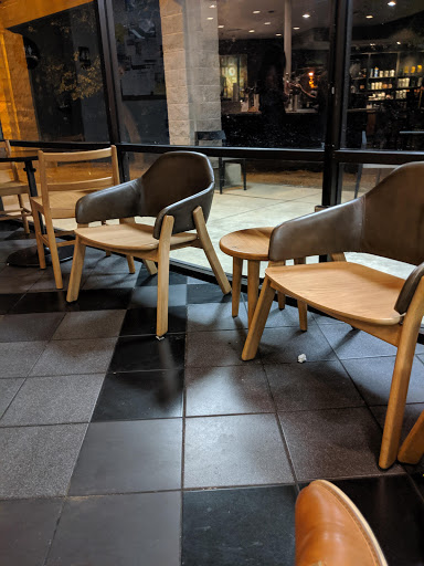 Shopping Mall «Vineyard Town Center Shopping Center», reviews and photos, 451 Vineyard Blvd, Morgan Hill, CA 95037, USA