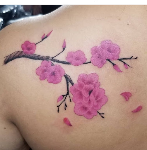 Tattoo Shop «4 Aces Tattoo and Body Piercing, TATTOO REMOVAL», reviews and photos, 9729 W Grand Ave, Franklin Park, IL 60131, USA