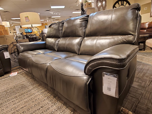 Furniture Store «La-Z-Boy Furniture Galleries», reviews and photos, 3529 Stevens Creek Blvd, San Jose, CA 95117, USA