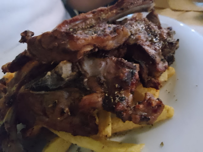 Opinii despre Ταβέρνα Λιχουδιές în Καβάλα - Εστιατόριο