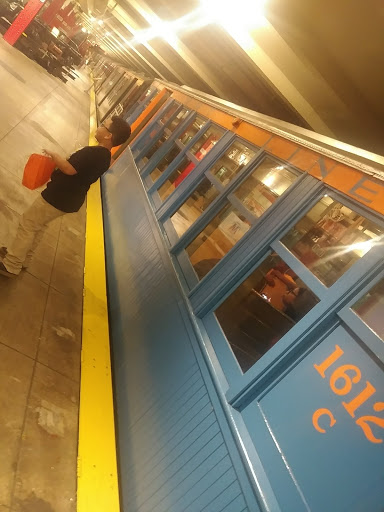 Museum «New York Transit Museum», reviews and photos, Boerum Pl & Schermerhorn St, Brooklyn, NY 11201, USA