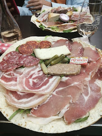 Charcuterie du Restaurant L'Epicerie du Village à Bormes-les-Mimosas - n°11